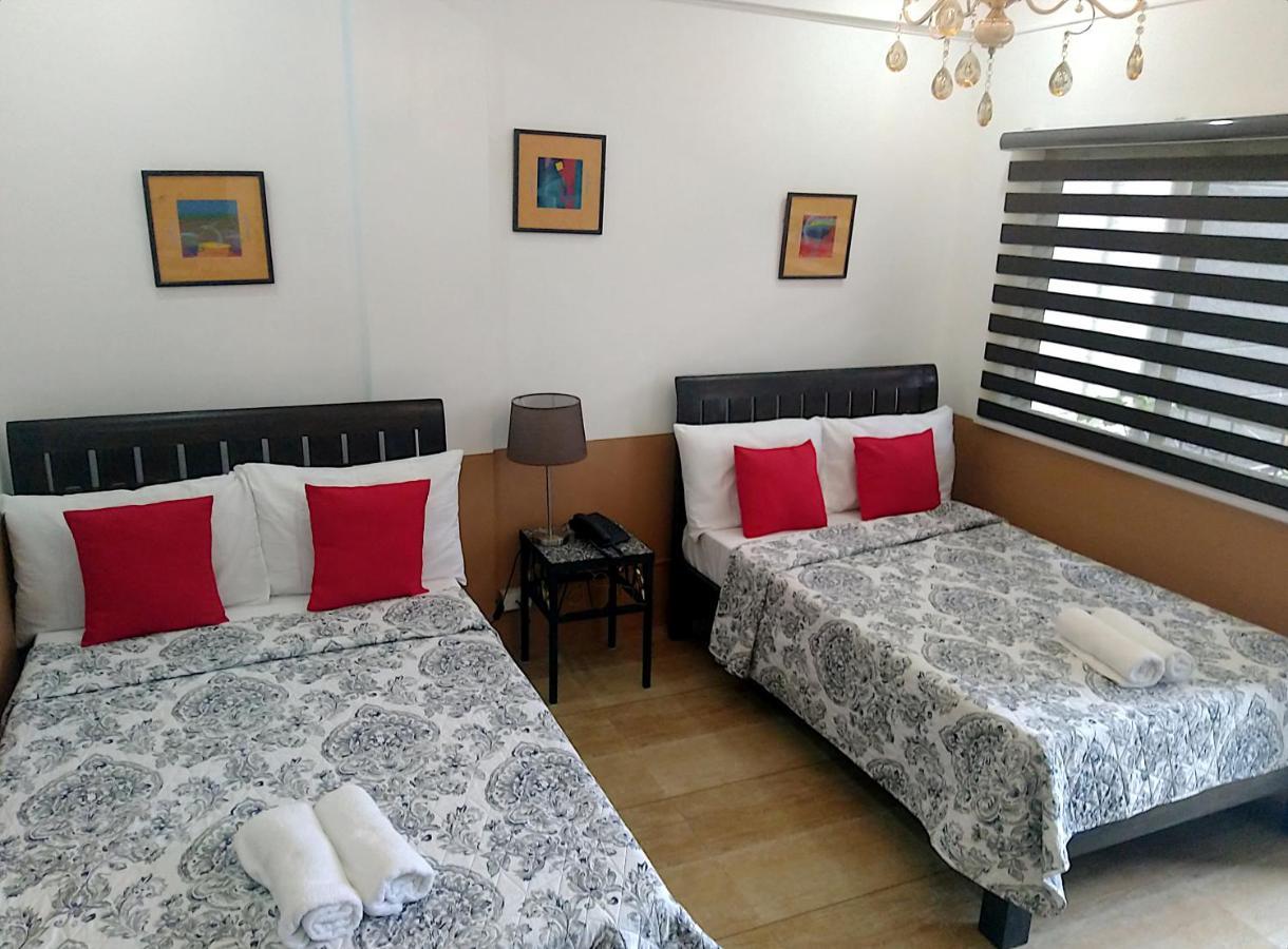 Jil's Apartelle Tagaytay City Esterno foto