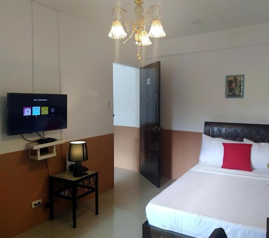 Jil's Apartelle Tagaytay City Esterno foto