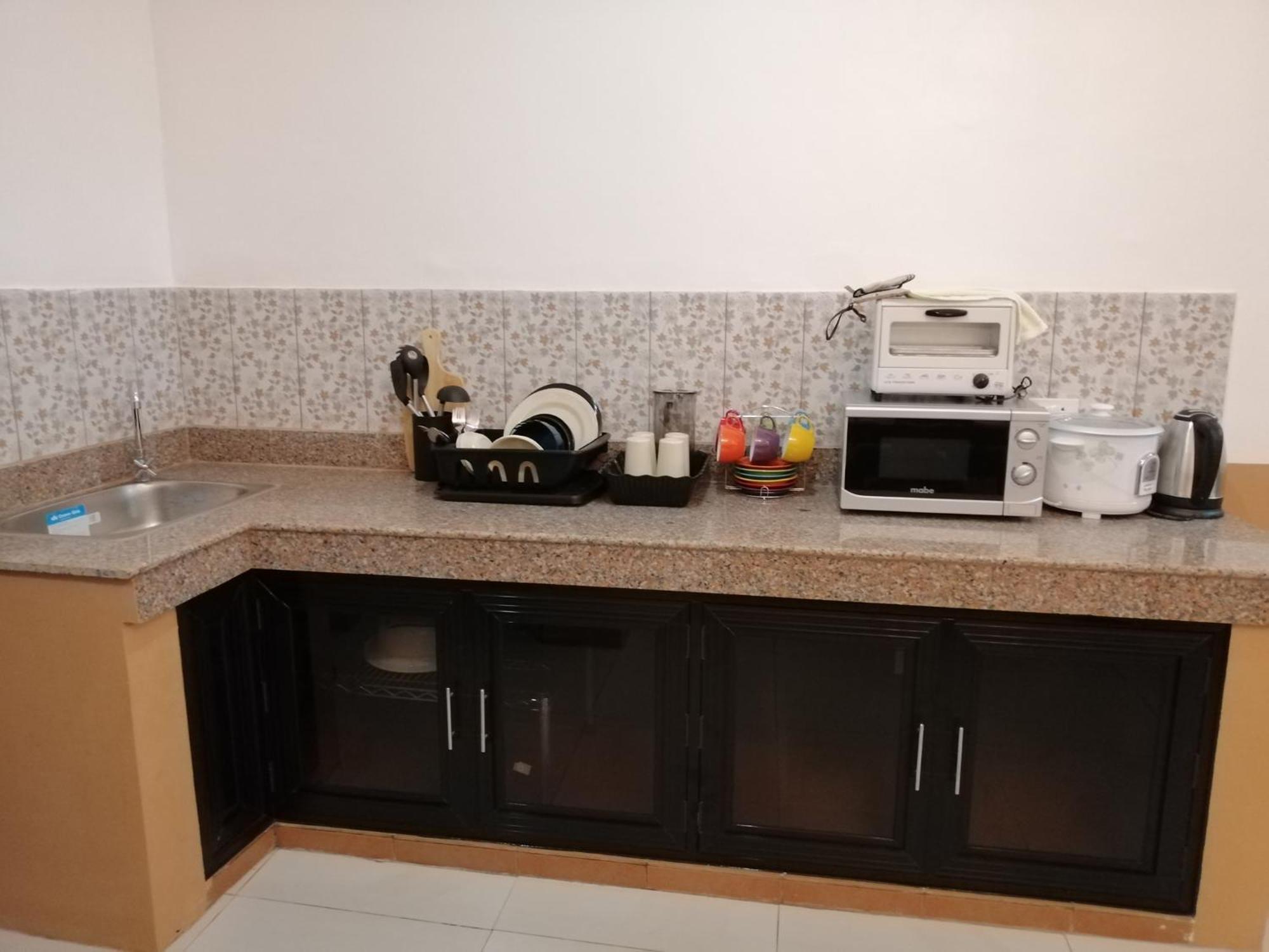 Jil's Apartelle Tagaytay City Esterno foto